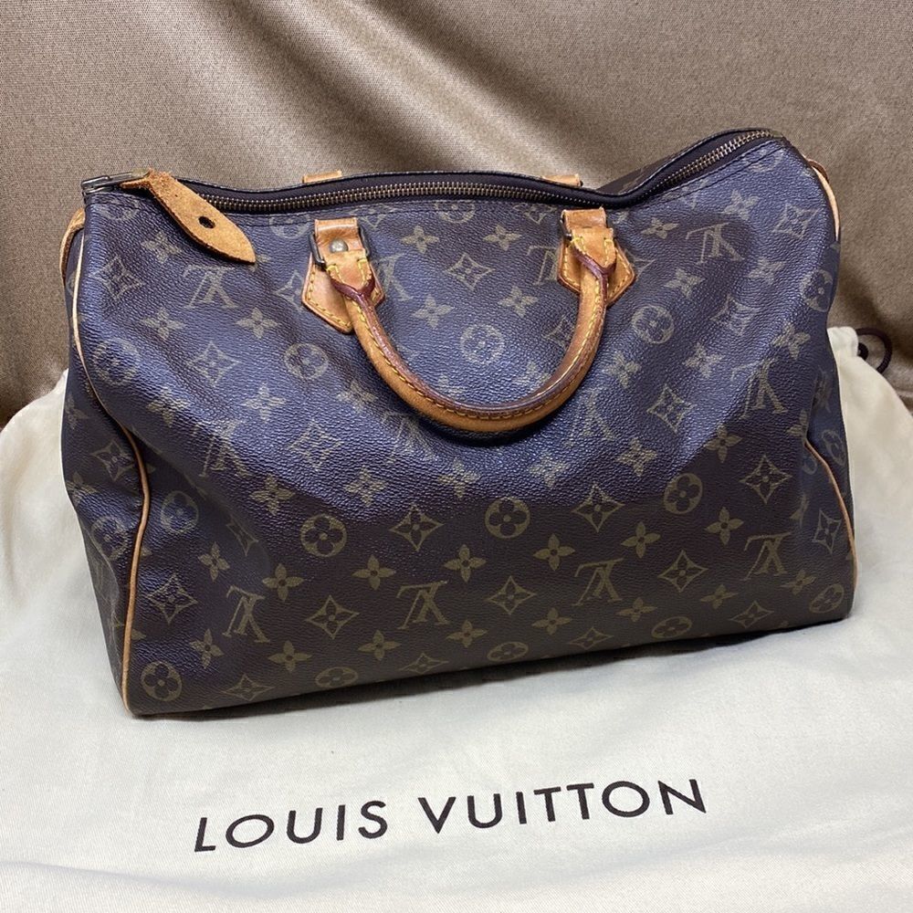 Authentic LOUIS VUITTON Speedy 35 Monogram
